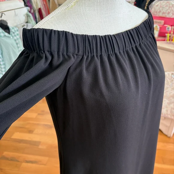 Vince Camuto Black Off-Shoulder Mini Dress Size 6 - Picture 3 of 8